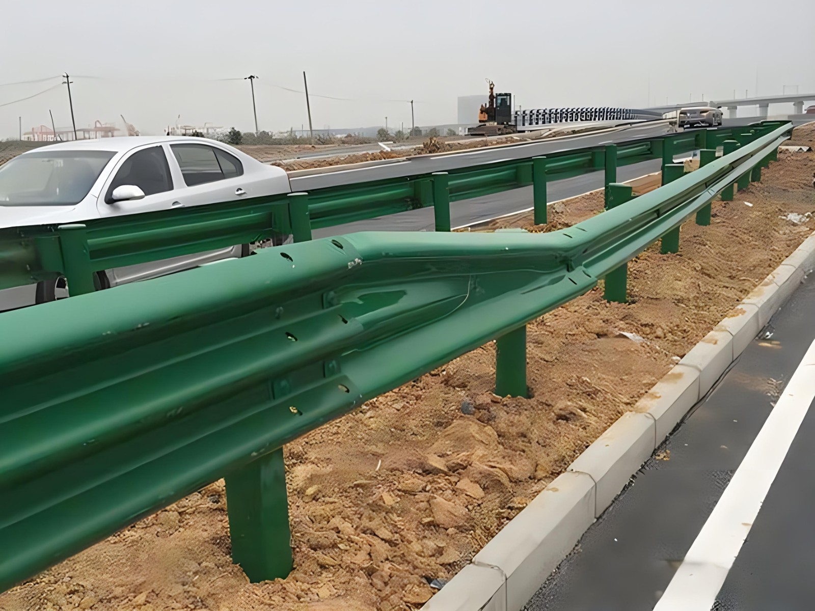 北京高速波形护栏板日常维护方案确保道路安全新举措
